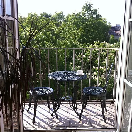 Apartament Nezavisimosty 22 *