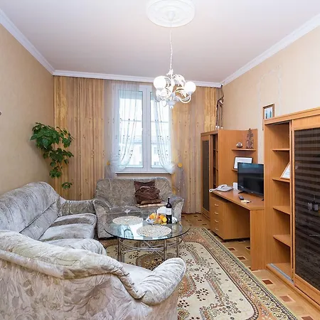 Apartment Nezavisimosty 22 *